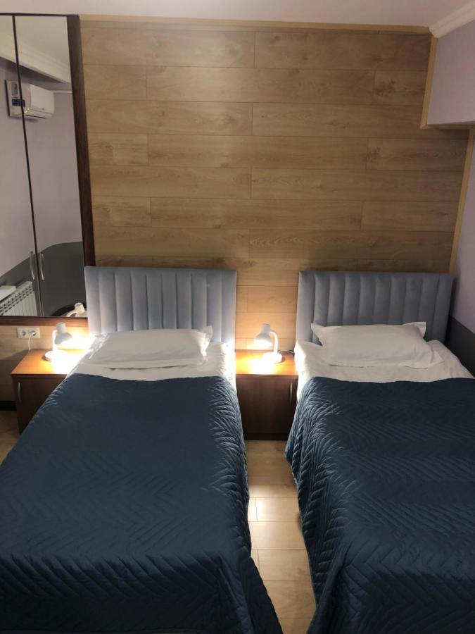 Samal-2 Hotel Ałma Ata Zewnętrze zdjęcie