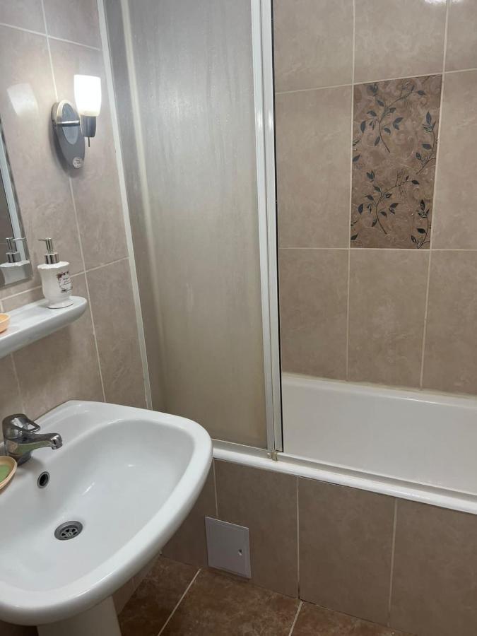 Samal-2 Hotel Ałma Ata Zewnętrze zdjęcie